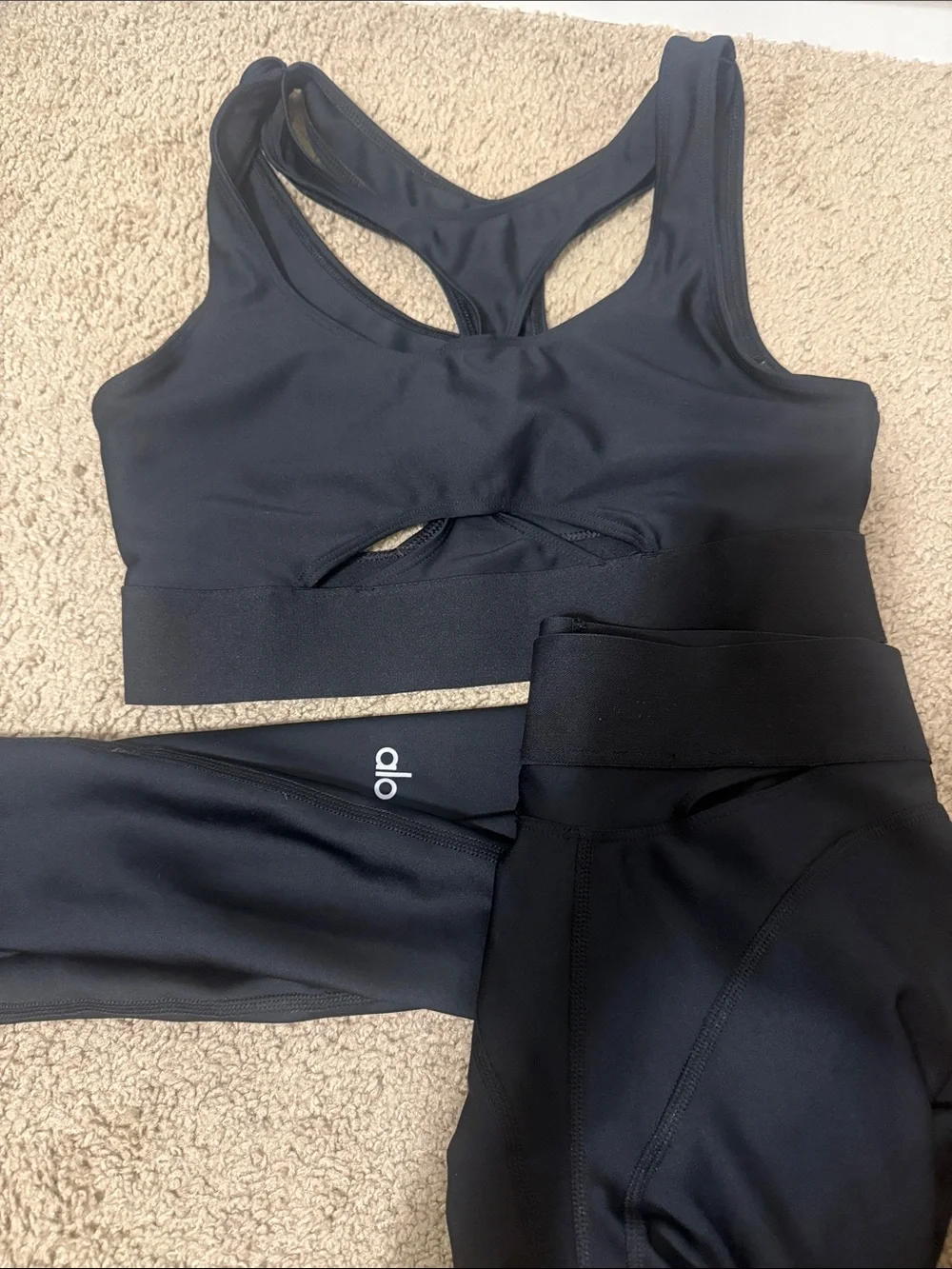 ALO Yoga NWOT Black Racerback Sports Bra Top and Silky leggings sexy cutouts
